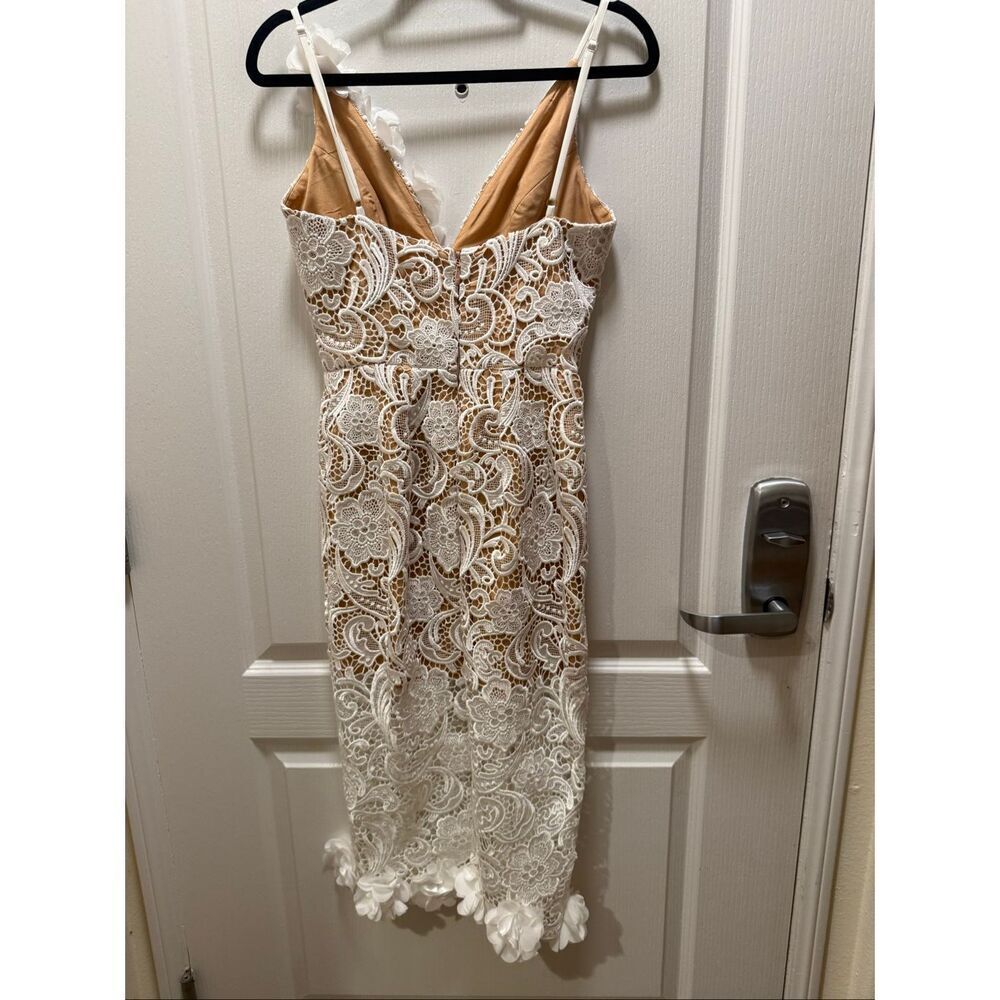 HELSI Gilt Sloane Lace Midi Dress in White Floral bachelorette Size XS NWOT - Picture 4 of 6